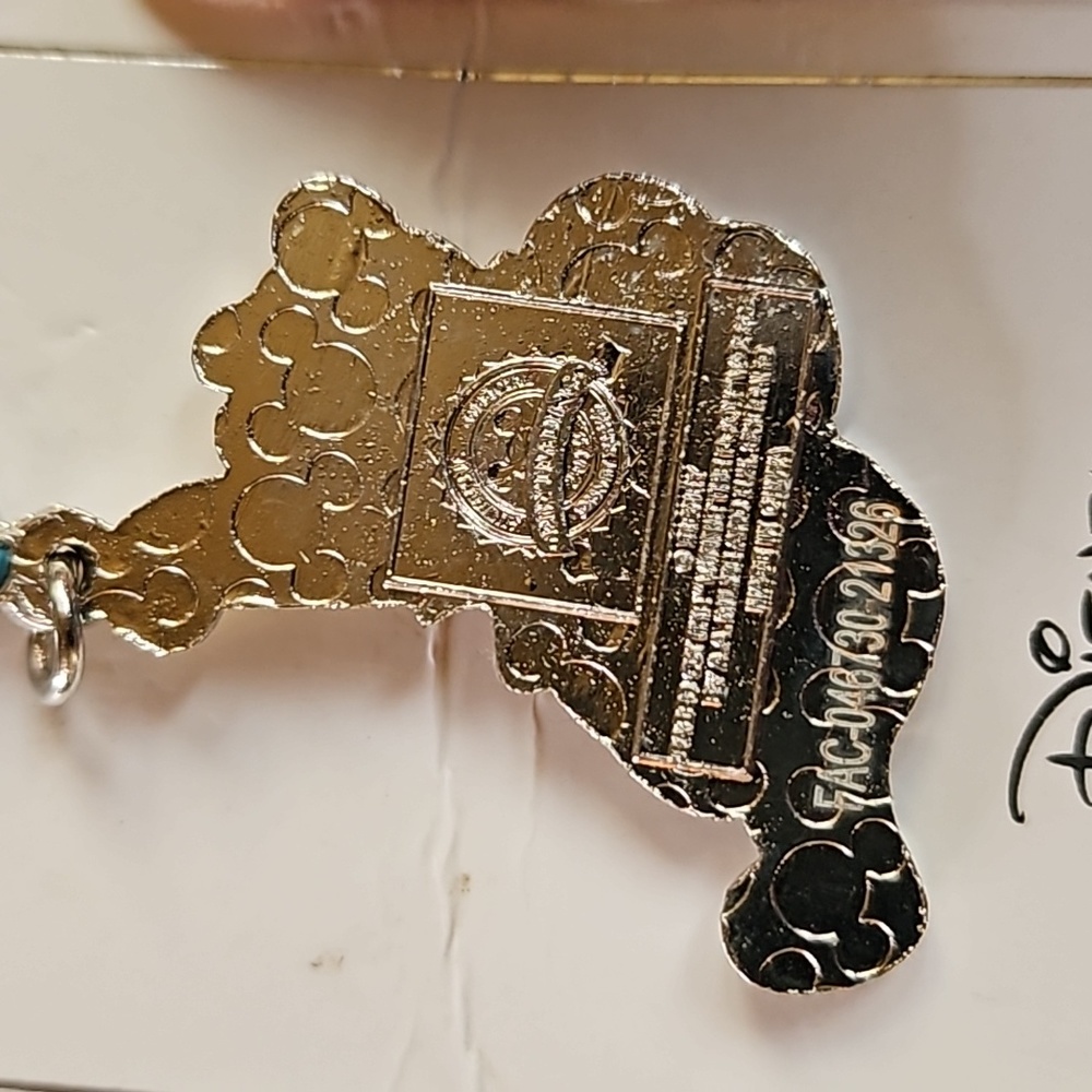 Disney Collection Pin (Winnie) - Picture 3 of 4